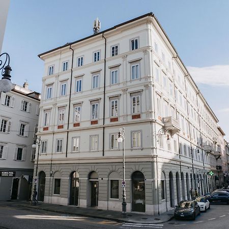 Hotel Vis A Vis トリエステ エクステリア 写真