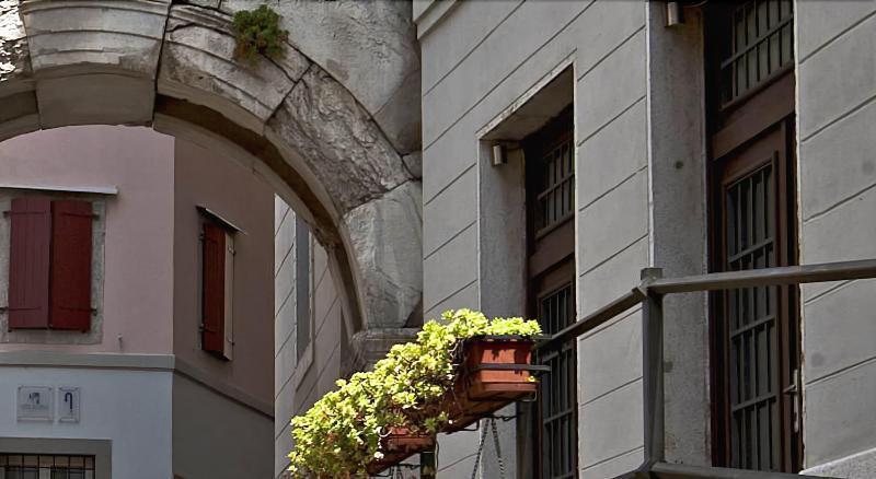 Hotel Vis A Vis トリエステ エクステリア 写真